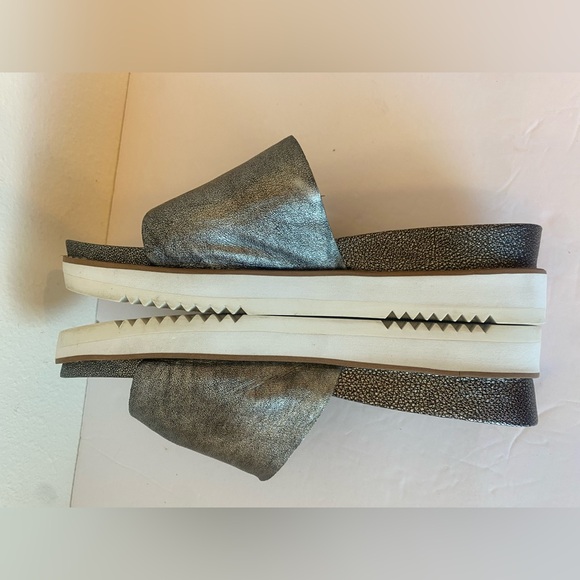 Eileen Fisher Touch platform metallic silver leather thong slide 7.5 - Picture 5 of 11